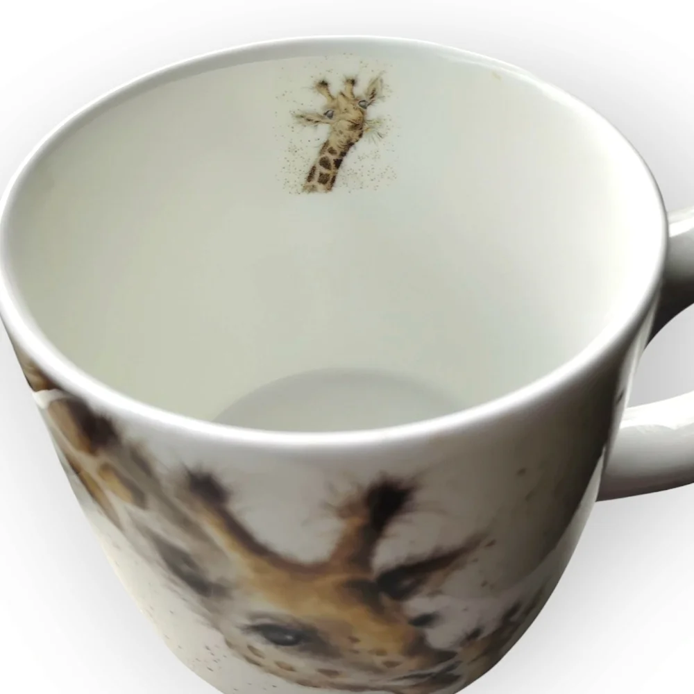 Royal Worcester Wrendale Designs Giraffe First Kiss Momma and Baby - Picture 4 of 7